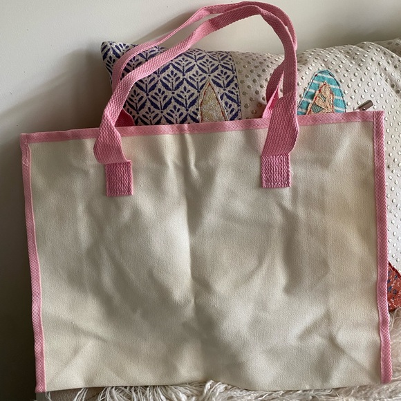 SANRIO Hello Kitty Canvas Tote / NWOT - Picture 4 of 5